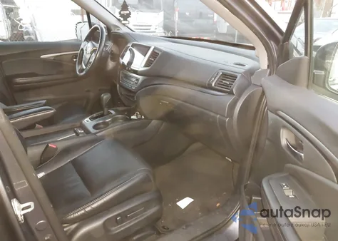 2017 Honda Pilot Ex-L z USA, uszkodzony, nr VIN 5FNYF6H59HB059064